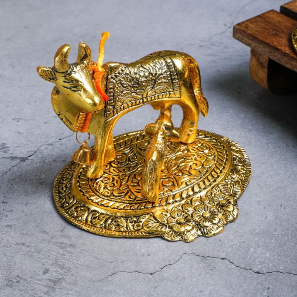 kamadhenu cow and calf figurine